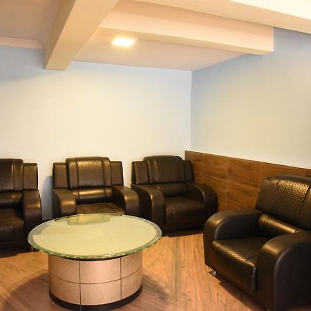 The Sky Inn Navi Mumbai Kültér fotó