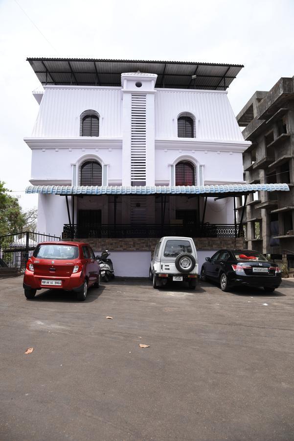 The Sky Inn Navi Mumbai Kültér fotó